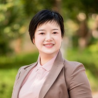 管老师小图.png